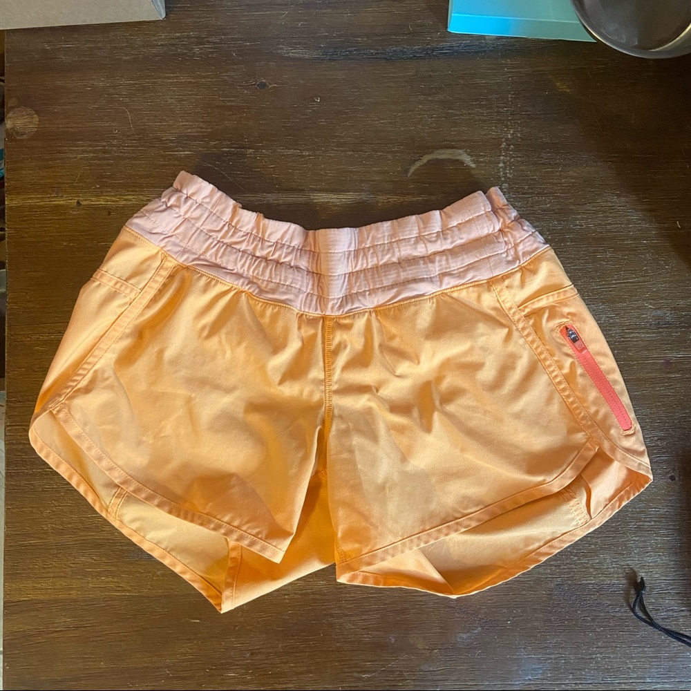 Lululemon Tracker shorts size 4